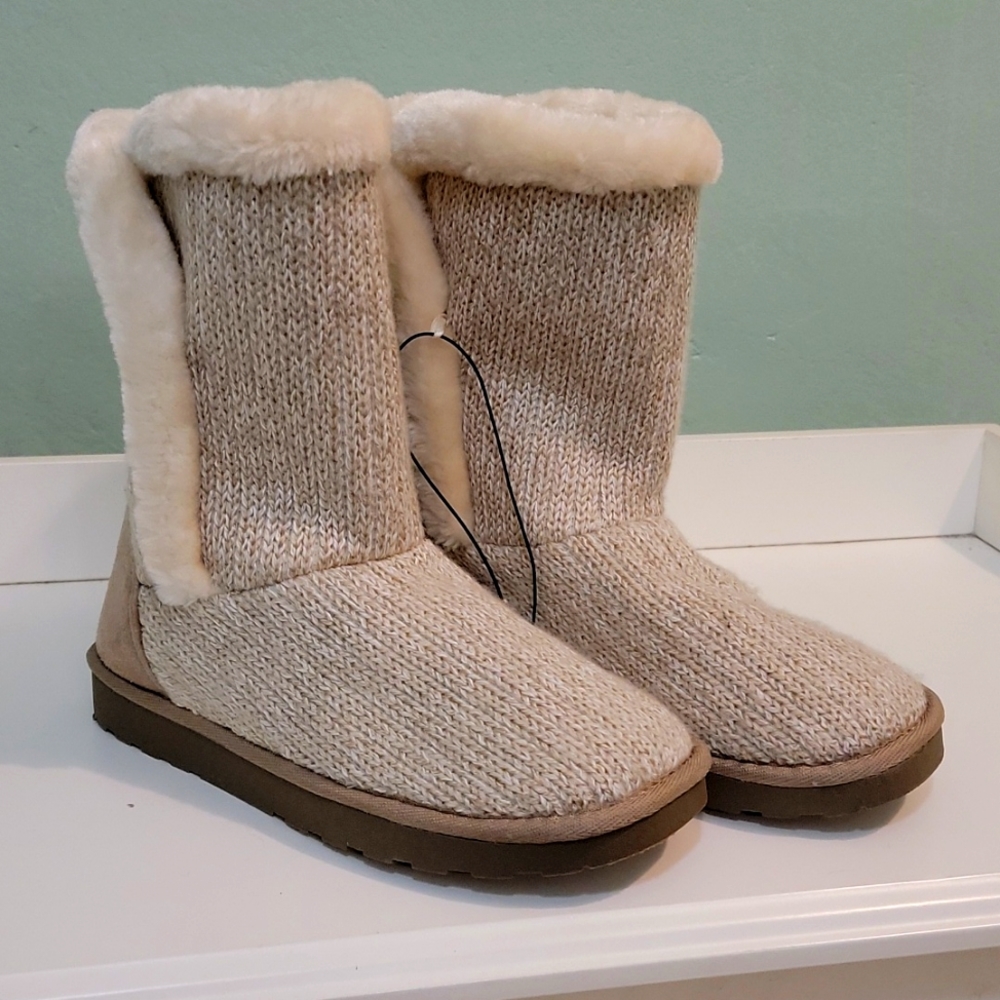 Ladies Boots NWOT